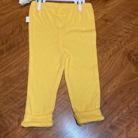 2 piece set 6-9mos. NWT! Onsie with pants, organic cotton - Picture 15 of 16